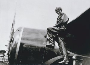 Amelia Earhart, 1932